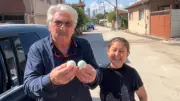 Erdal Özyağcılar Yol Tarifi İstedi, Mavi Yumurtayı Kaptı