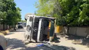 Eskişehir'de freni boşalan tır yan yattı: Bir kişi yaralandı