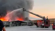 Et ve Sucuk Fabrikasında Korkutan Yangın: 5 Saatlik Mücadele
