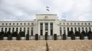 Fed Tutanakları: Yapay Zeka, Orta Doğu ve Tarifeler Faiz Artışını Gündeme Getirdi