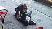 Fethiye'de fenalaşan gencin cebindeki 6 bin TL'yi çalan R.Y. tutuklandı