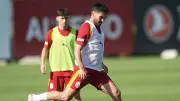Galatasaray yeni sezon hazırlıklarına çift antrenmanla devam ediyor