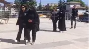 Gelin adayı ve iş birlikçisi 1 milyon TL'lik altınla kaçarken yakalandı