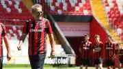 Hamdi Ulukaya'dan Erzincanspor'a 5 Milyon Dolarlık Yeni Destek