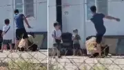 Hatay'da çocuklarının önünde karısını bıçakla döven koca tutuklandı