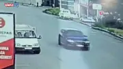 Iğdır'da Kamyonet ile Hafif Ticari Araç Çarpıştı: Kaza Kamerada