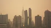 Kanada Orman Yangınları Dumanı New York'u Kapladı, Hava Kalitesi Düştü