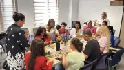 Kanser tedavisi gören kadınlar Sanatla Terapi Merkezi'nde moral buluyor