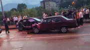 Karabük'te İki Otomobil Çarpıştı: 2 Yaşındaki Çocuk Dahil 4 Yaralı
