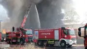 Kocaeli'de boya fabrikası yangını: 1 işçi hayatını kaybetti