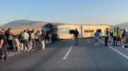 Kütahya'da Yolcu Otobüsü Bariyerlere Çarpıp Devrildi: 31 Yaralı