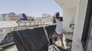 Kuşadası'nda çöp evden 2,3 ton atık çıkarıldı