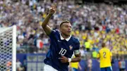 Mbappe Dünya Kupası'nda Messi'yi Yakaladı: Gol Krallığı Yarışında Zirveye Ortak