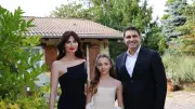 Nefise Karatay Kızının Kadrajından Paylaştığı Fotoğraflarla Genç Kızlara Taş Çıkardı