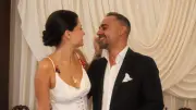 Ünlü oyuncu Olgun Toker, sevgilisi Yağmur Karakılınç ile nişanlandı