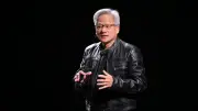 NVIDIA CEO'su Jensen Huang'ın deri ceketi 960 bin dolara satıldı
