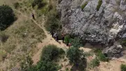 Çorum'da define arayan şahıs mağarada sıkıştı, kurtarma çalışması sürüyor