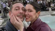 Oğuzhan Koç ve Hazal Subaşı Antalya'da Romantik Tatil Pozuyla Gündemde