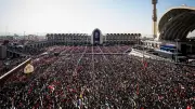 İran'da Tarihi Veda: Ali Hamaney'in Cenazesinde Milyonlar Akın Etti