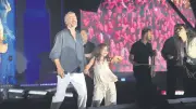 Resul Dindar Kızıyla Sahneye Çıktı