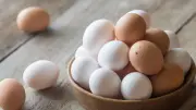 Rüyada Yumurta Görmek Ne Anlama Gelir? Yumurta Toplamak, Kırmak, Yemek, Pişirmek