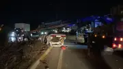 Sivas'ta İki Otomobil Çarpıştı: 6 Yaralı Hastaneye Kaldırıldı