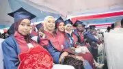 Somali'de Türkiye'nin Gurur Günü: Erdoğan Sağlık Bilimleri Fakültesi Mezunlarını Uğurladı