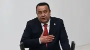 SON DAKİKA: CHP Ankara Milletvekili Adnan Beker partisinden istifa etti