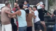 İstanbul'da yol kavgası kanlı bitti: 4 kişi bıçaklandı, polis havaya ateş açtı