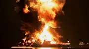 Suudi Arabistan'a ait iki tanker Kızıldeniz'de vuruldu: Husiler üstlendi