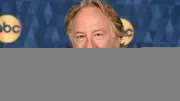 Timothy Busfield: Çocuk istismarı suçlamaları kariyerimi bitirdi