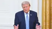 Trump, ABD Seçim Sistemini Sert Dille Eleştirdi: Çin 220 Milyon Seçmen Verisini Çaldı