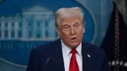 Trump: Hürmüz Boğazı'nda gemilere zarar İran parasıyla karşılanacak