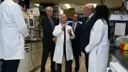 Trump'tan Fauci'nin pandemi fikirlerine sert eleştiri
