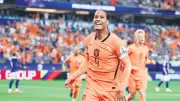 Van Dijk İçin Aslan'a Dev Rakip: İspanyol Devi Peşinde