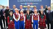 Van'da Türkiye Kültür Yolu Festivali Başladı: 163 Etkinlik ve 27 Lezzet Noktası