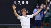 Wimbledon'da şampiyon Jannik Sinner: 5. Grand Slam zaferi