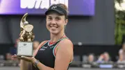Wimbledon'da Linda Noskova Şampiyon Oldu: Çek Rakibi Muchova'yı 2-1 Yendi