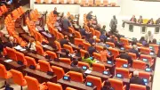 Yeni Parti'de Meclis grup yönetimi şaibeli isimlere emanet edildi
