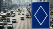 Yeni Trafik Tabelası Beyaz Elmas Sürücüleri Şaşırttı! Cezası Binlerce Lira