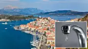 Yunanistan Poros Adası'nda Turist Yoğunluğu Nedeniyle 3 Aylık OHAL İlan Edildi
