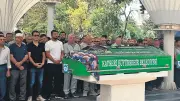 İzmir'de düğün dönüşü kaza: Gündüz ailesinden 3 kişi hayatını kaybetti