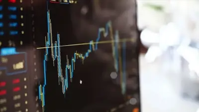 Avrupa Borsaları Pozitif Seyrediyor: Yatırımcılar Risk İştahı Artıyor