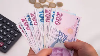 Banka Banka Emekli Promosyonları 2026: En Yüksek Ödemeyi Hangi Banka Veriyor?
