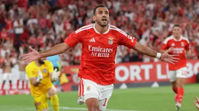 Benfica, Fenerbahçe'nin Pavlidis için 40 milyon Euro'luk teklifini reddetti