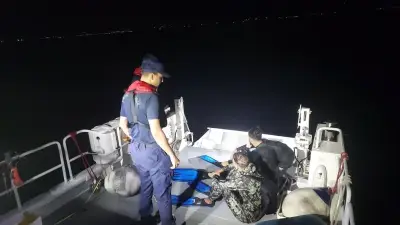 Bodrum'da yüzerek Yunanistan'a geçmeye çalışan 2 göçmen yakalandı