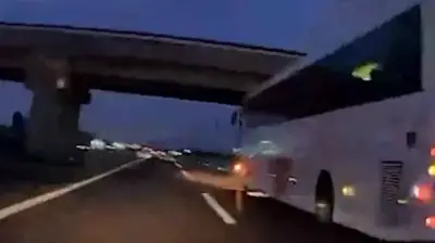 Bolu'da otobüs şoförü aile aracının kaza yapmasına neden olup kaçtı