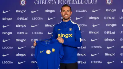 Chelsea, Jordan Henderson'u 2 yıllık sözleşmeyle kadrosuna kattı