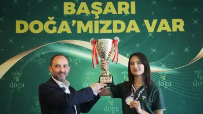 Dünya Matematik Şampiyonu Ayşegül Yabacı Doğa Kolejinde Karşılandı
