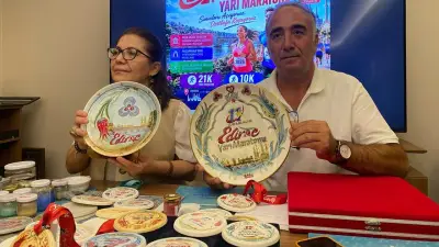 Edirne Maratonu madalyalarını çini sanatçıları el emeğiyle hazırlıyor